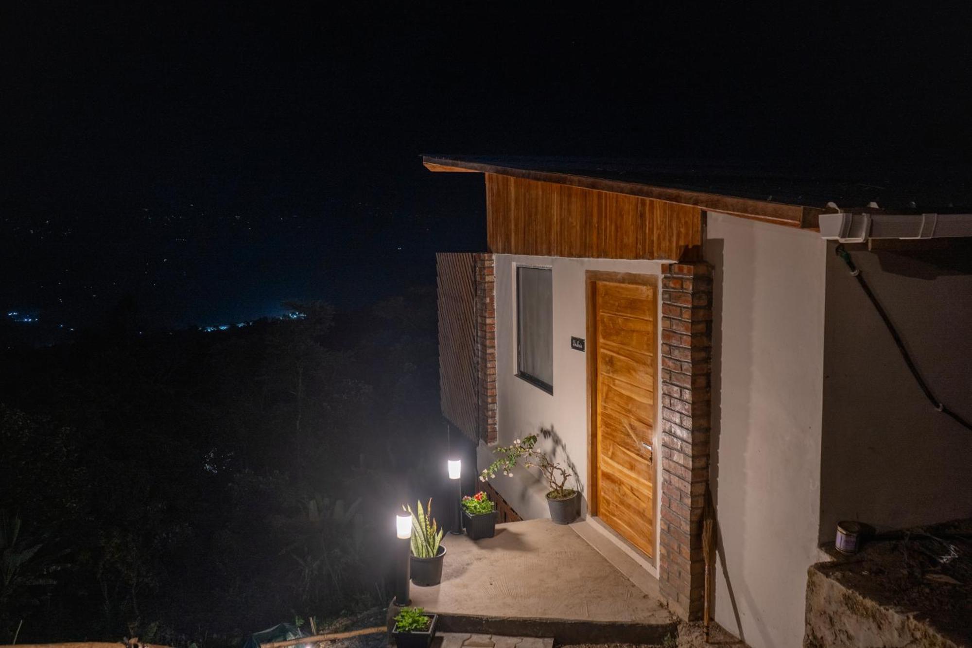 Cave Hill By Ferns Hotel Āīzawl Kültér fotó